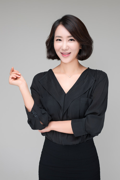 玉树千佼填 国际高级纹绣师